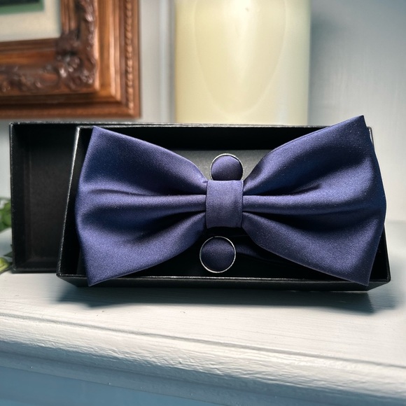 GUSLESON New Navy Bow Tie and Pocket Square Cufflink Set with Gift Box - Picture 6 of 8